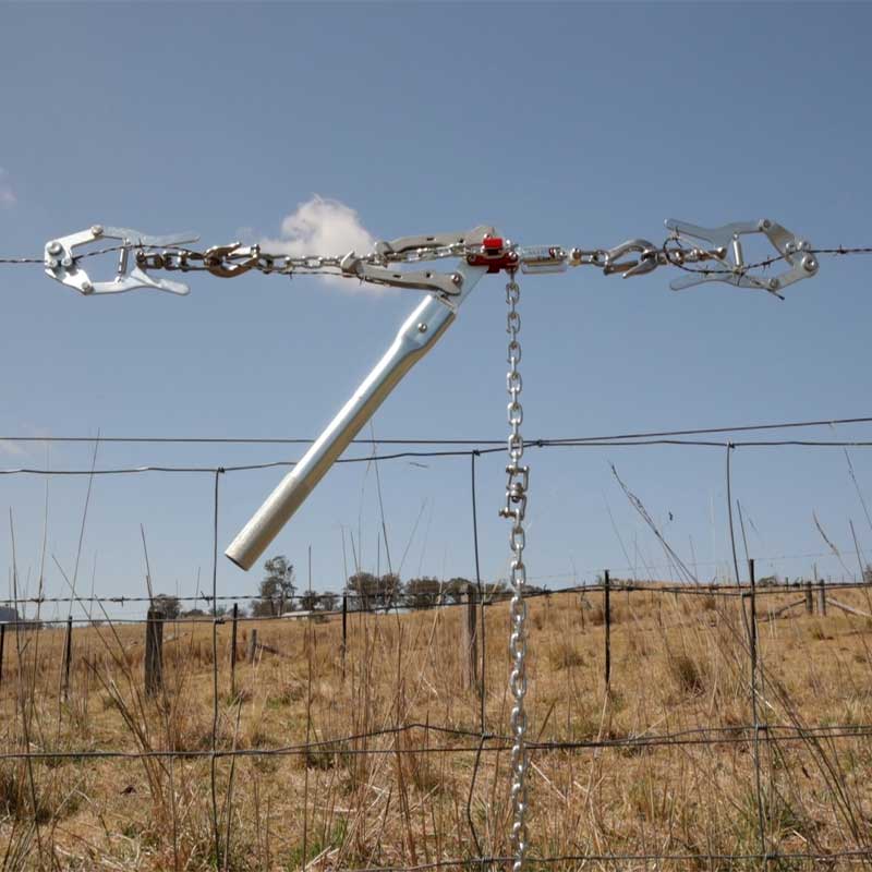 Chain grab wire tension on fence