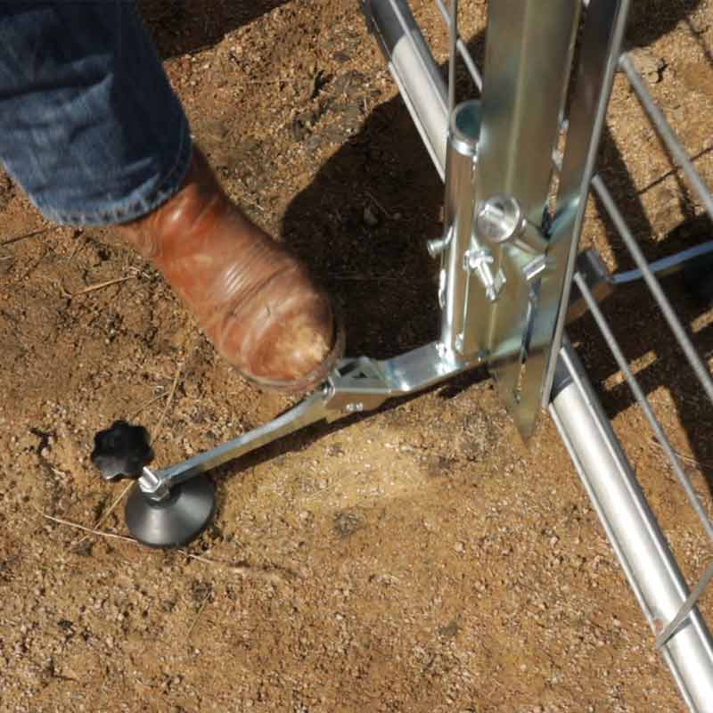 Farm gate prop foot adjuster